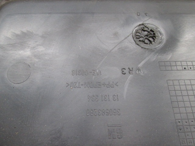 13131334 PANNELLO RIVESTIMENTO INTERNO INFERIORE PORTELLO COFANO POSTERIORE BAULE OPEL ZAFIRA B 1.9 D 88KW 6M 5P (2007) RICAMBIO USATO 