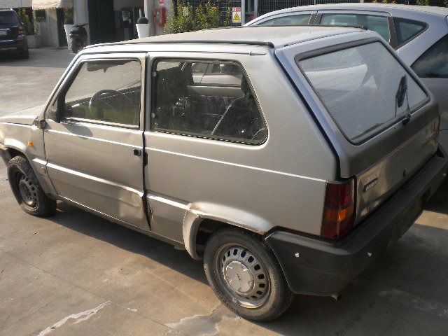 FIAT PANDA 750 0.7 B 25KW 5M 3P (1988) RICAMBI IN MAGAZZINO 