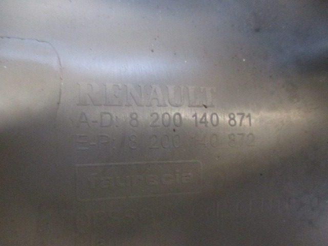 8200140871 RIVESTIMENTO CRUSCOTTO CENTRALE  RENAULT SCENIC 1.9 D 88KW 6M 5P (2003) RICAMBIO USATO 