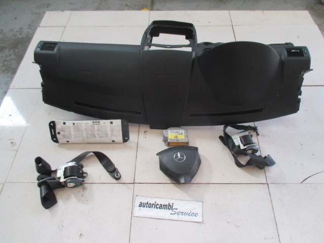 KIT AIRBAG COMPLETO MERCEDES CLASSE A 180 W169 2.0 D 81KW 6M 5P (2006) RICAMBIO USATO 1618289940 602876900 1713249901 602877300 A16968007
