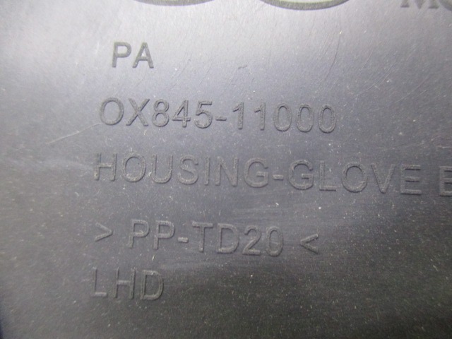 HYUNDAI I10 1.1 G 5M 47KW (2009) RICAMBIO CASSETTO PORTAOGGETTI 0X845-11000