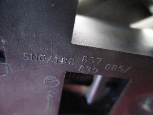 5N0837885 MANIGLIA ESTERNA ANTERIORE SINISTRA SEAT IBIZA 1.2 B 51KW 5M 5P (2009) RICAMBIO USATO 